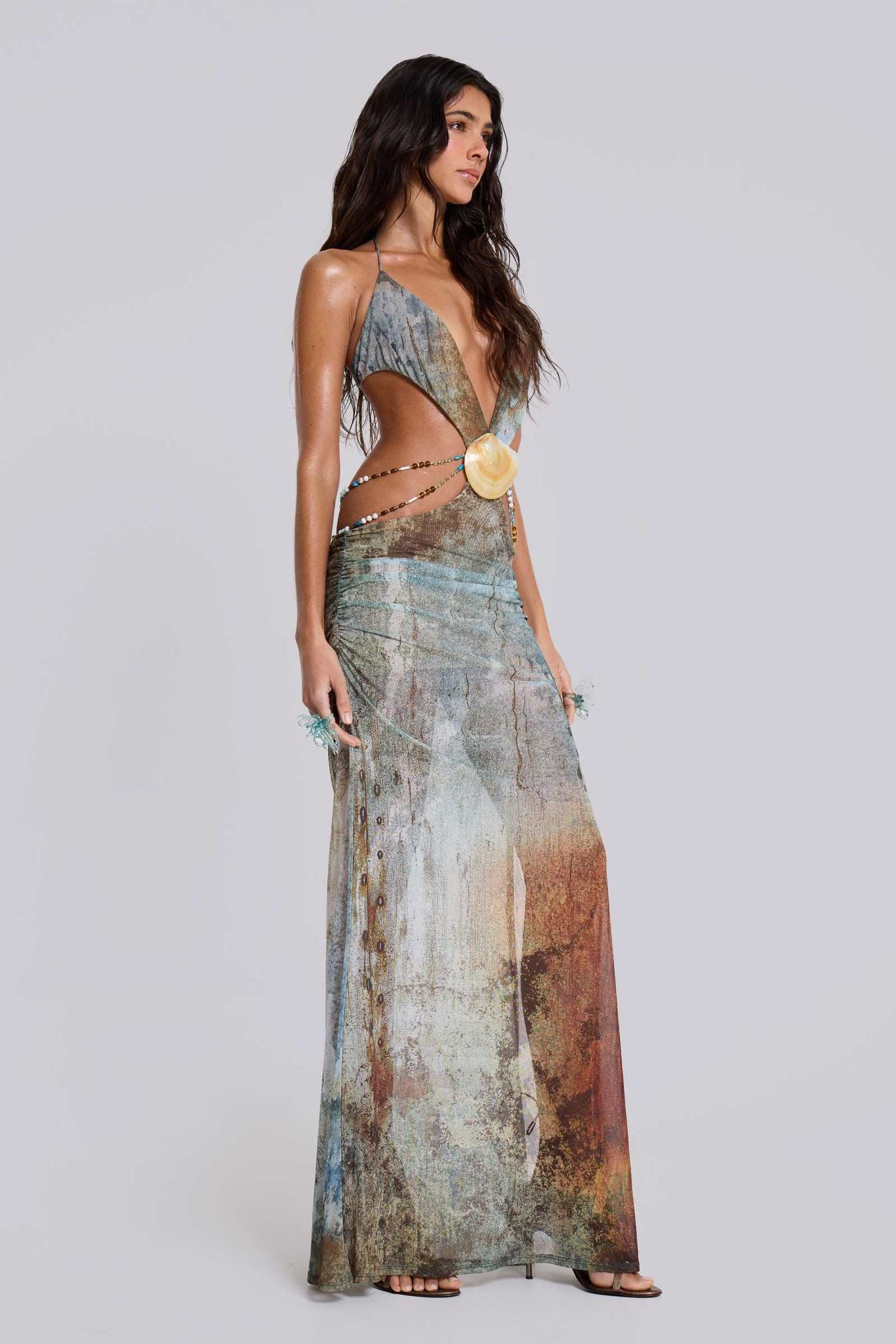 VIDA™ | BACKLESS MAXI DRESS